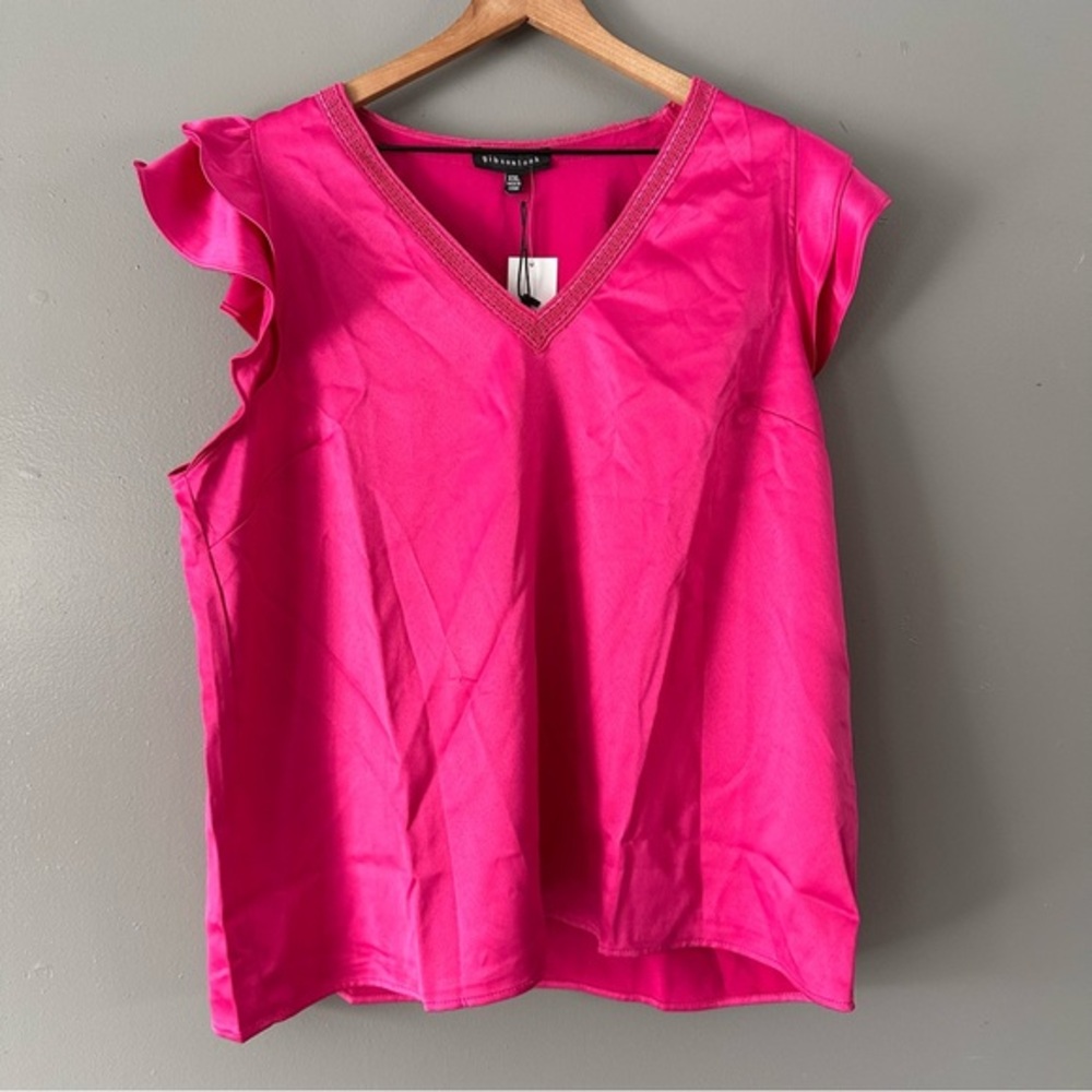 Gibson Look Flutter Sleeve‎ Eyelet V-Neck Blouse | Pink